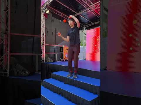 Solo Juggling Music Show at ABC kids magazine festival